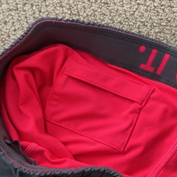 NEW Nike FLEX Dri-Fit Two in One Running Shorts Grey Pink Small Spandex S NWT - Picture 4 of 5